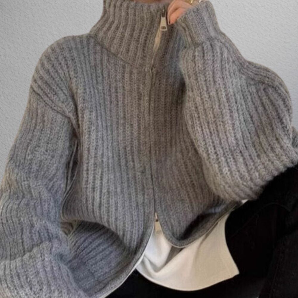 イエベ秋服　ハイネックジッパーニット