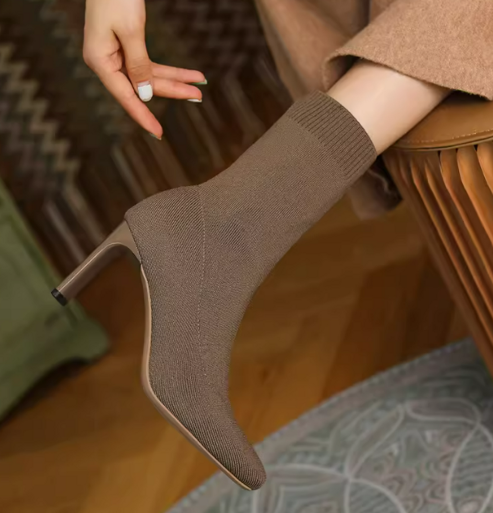 イエベ春/イエベ秋服 シンプルショートブーツ