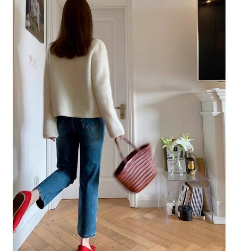 https://fulmo-img-server.com/iebel/b676bde023eae6ed6b28747875c8c974.jpg