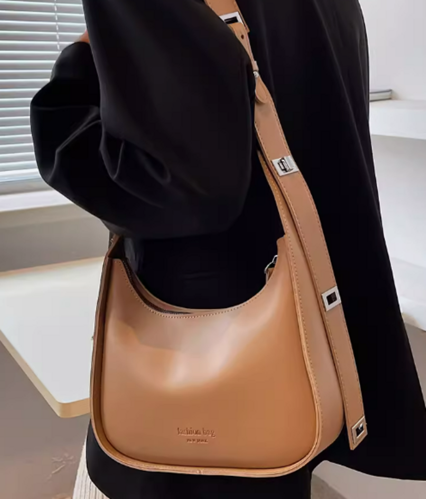 イエベ春/イエベ秋服 軽やかな 多ポケット 使いやすい デイリー ショルダーバッグ