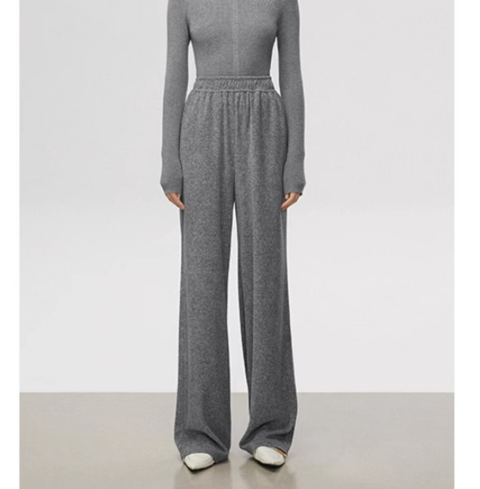 イエベ秋服　スウェットパンツ