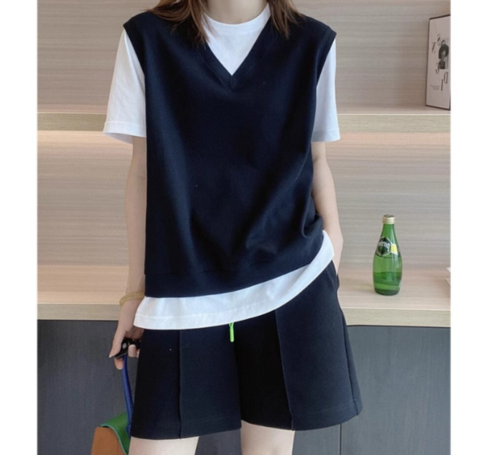 イエベ春/イエベ秋服　ドッキングTシャツベスト+ショートパンツセットアップ