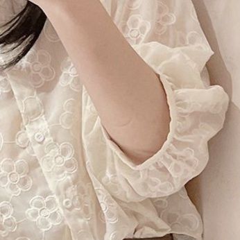 ブラウス花柄刺繍レース長袖パフスリーブ