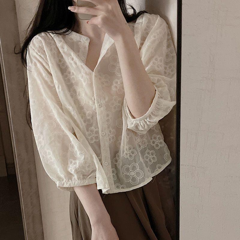 花柄刺繍レースブラウス長袖パフスリーブ