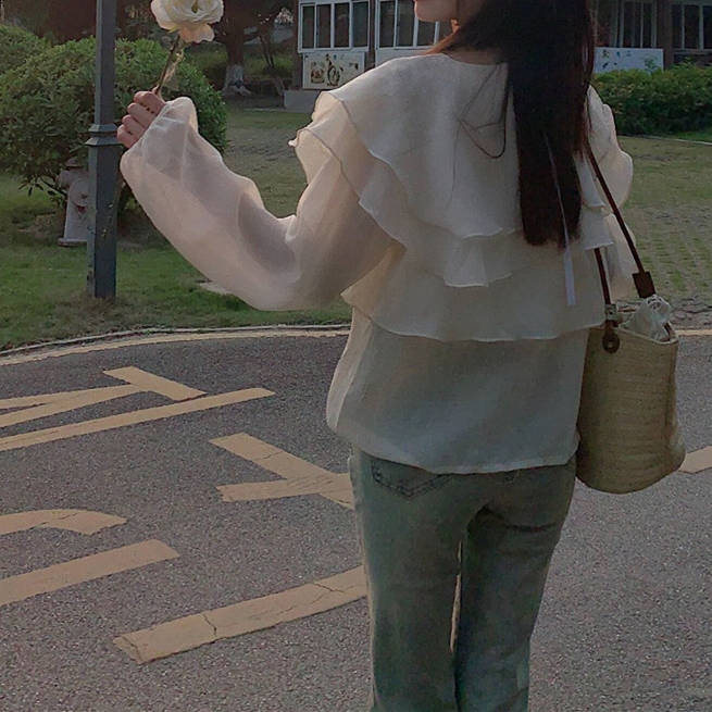 フレア袖ラウンドネック長袖ブラウス体型カバー