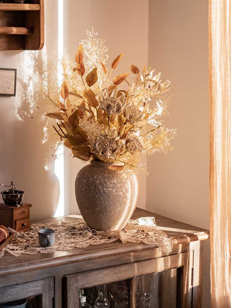 上質な暮らしを叶える！ラグジュアリーなインテリア雑貨10選