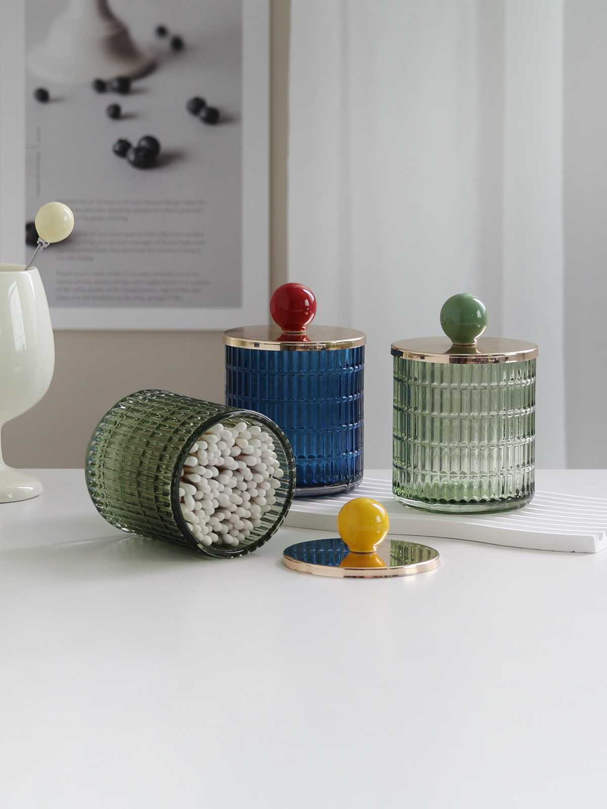 透明インテリア雑貨で洗練された空間を手に入れる！上品な暮らしを叶える5選