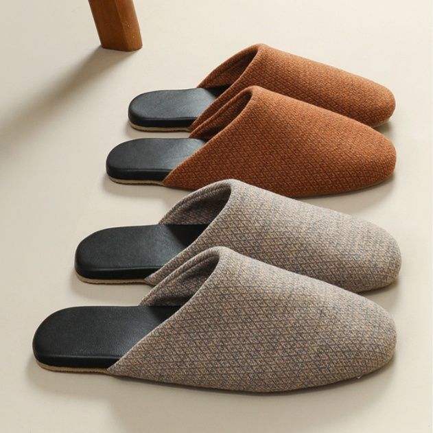 インテリア雑貨 織り込み素材の快適室内用スリッパ