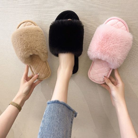 インテリア雑貨 ふわふわファー付きキルティングサンダルスリッパ