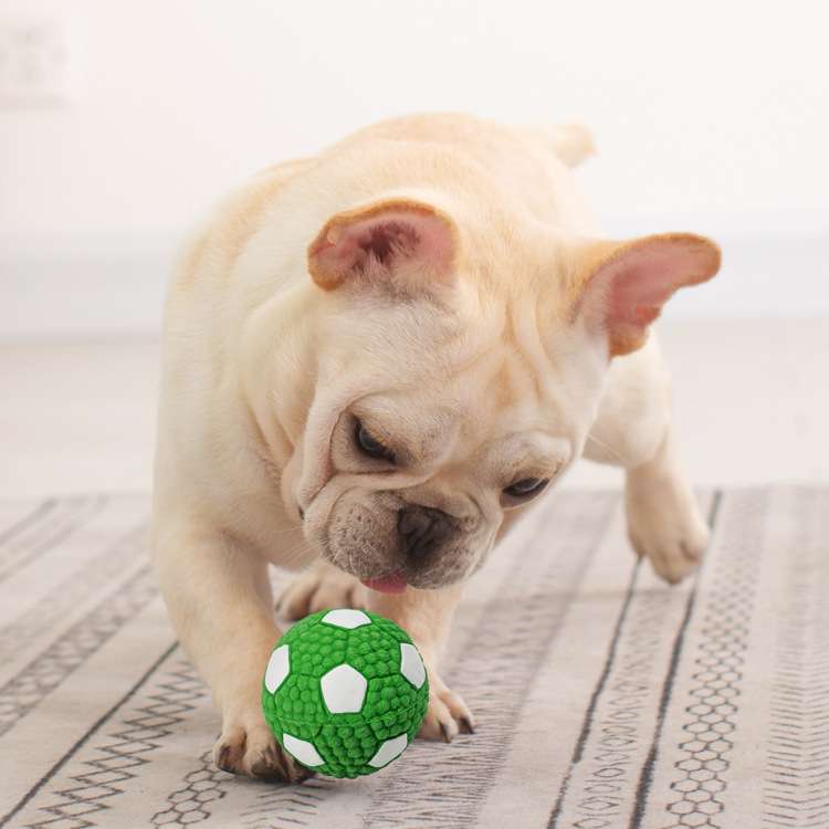 犬 おもちゃ ボール | ふわもち肌触り サッカーボール型おもちゃ