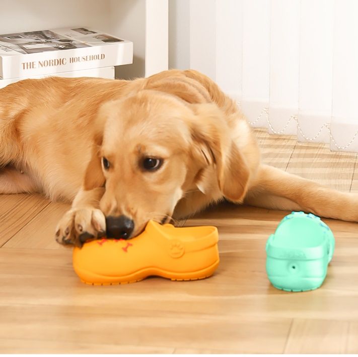 犬のおもちゃ 発声サンダル 歯磨きトイ