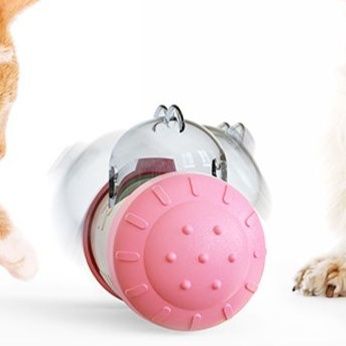犬のおもちゃ 自動転がりおやつディスペンサー