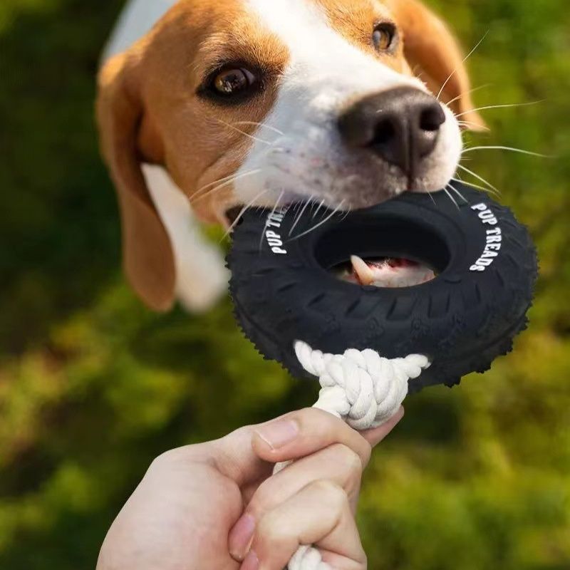 犬のおもちゃ タイヤ型ロープ付き歯磨き噛むおもちゃ