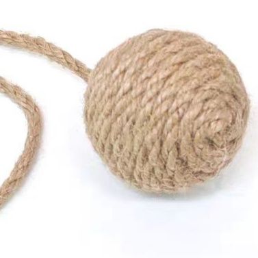 犬のおもちゃ 天然麻縄ボール付き引っ張りロープ玩具
