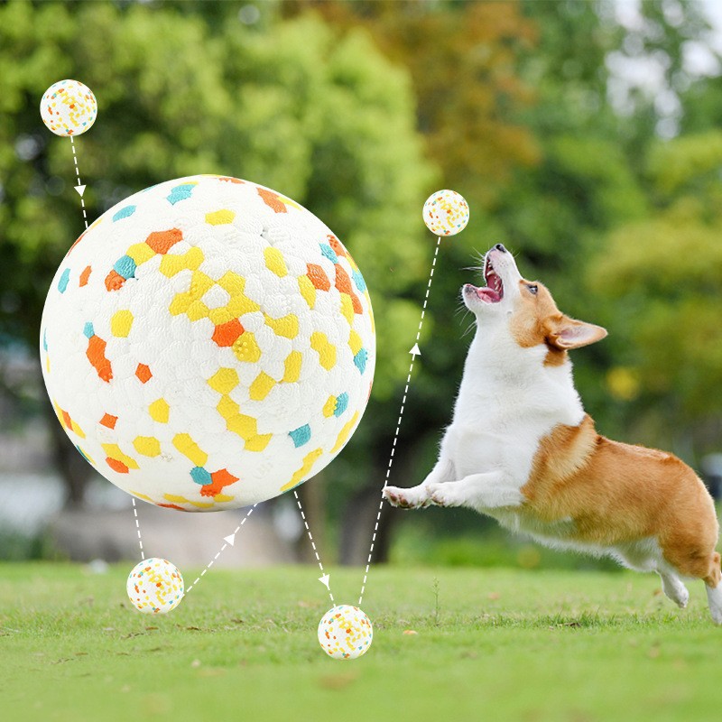 犬のおもちゃ 軽量浮かぶドット模様の犬用遊びボール