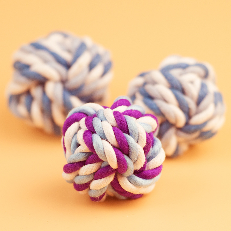 犬のおもちゃ 丈夫な編み込みロープボール