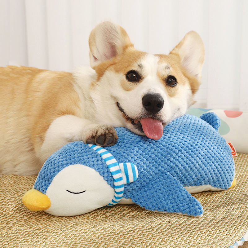 犬のおもちゃ 眠りペンギンふわふわ抱き枕ぬいぐるみ