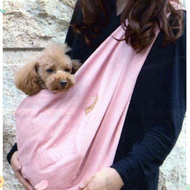 犬バッグ 小型犬用斜め掛け抱っこスリングバッグ
