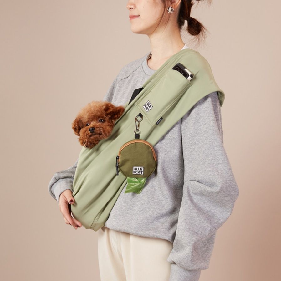 犬バッグ 小型犬用斜め掛け多機能ポケット付きスリング