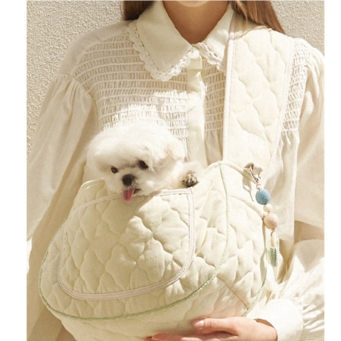犬バッグ キルティング素材のペット用斜めがけキャリーバッグ