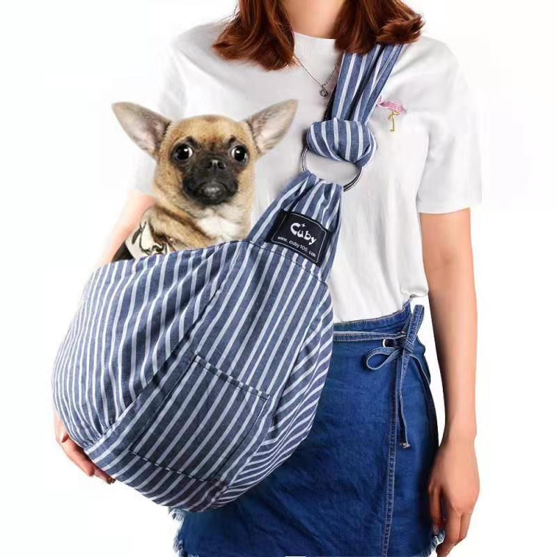 犬を入れるショルダーバッグおすすめ5選！肩から提げて両手が使えて快適