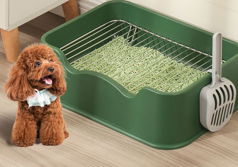 犬トイレ 格子網付き壁付き犬用トイレトレーニングトレー