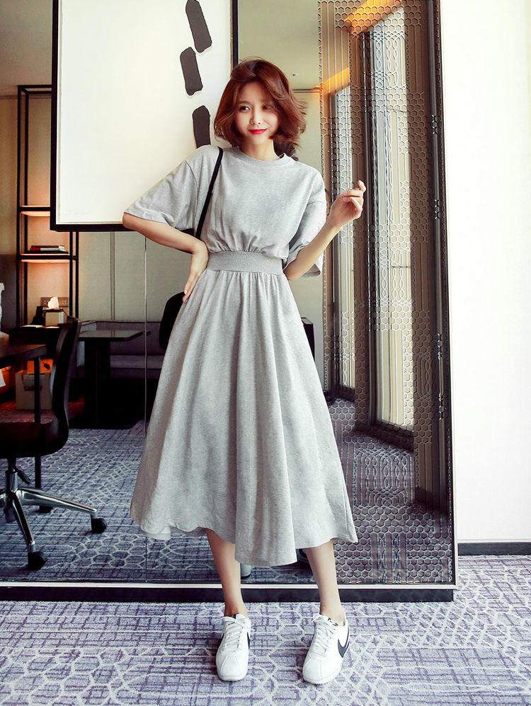 50代ファッション シンプル優美ウエストマークワンピース