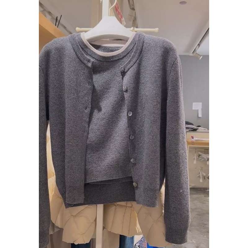 50代ファッション  上品な大人のツインニットセット