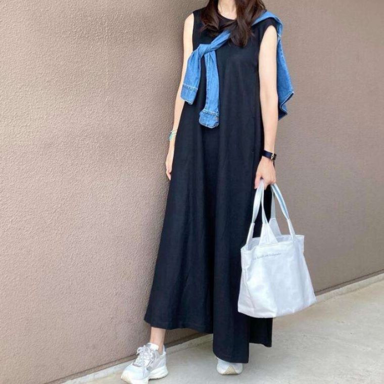50代ファッション 大人のゆったりマキシワンピース