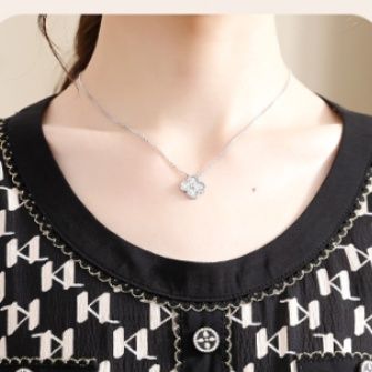 50代ファッション 千鳥格子柄切り替え半袖膝丈ワンピース