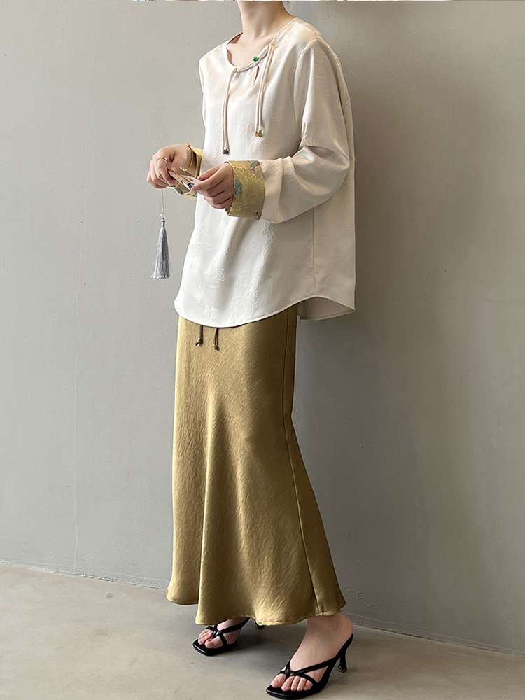 50代ファッション 50代上品サテン風マーメイドスカート