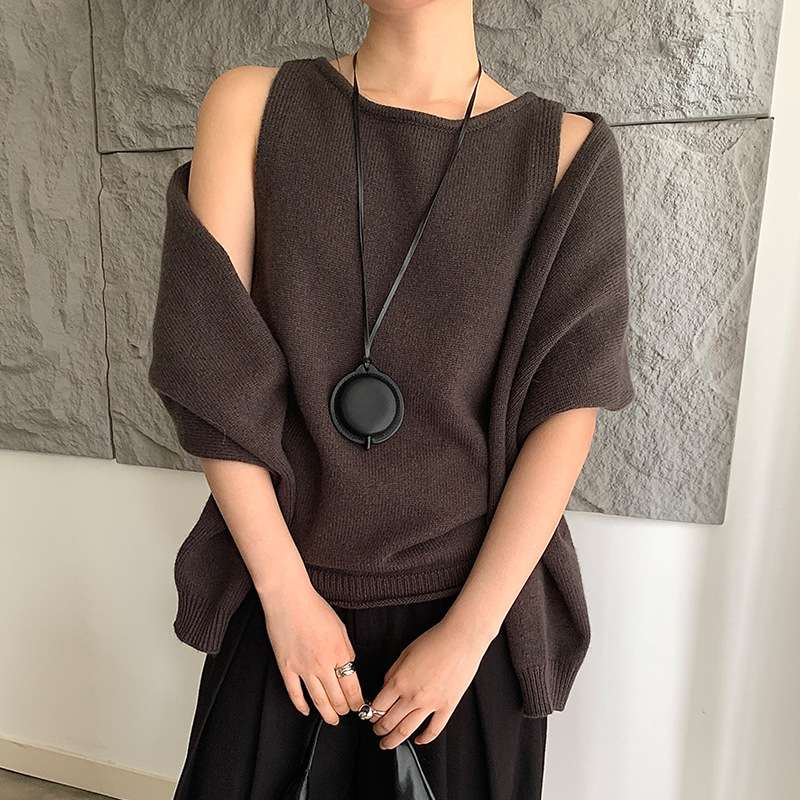 50代ファッション 大人の洗練ゆるニット