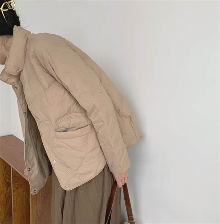 50代ファッション 上品な軽量中綿ジャケット 大人のきれいめショート丈