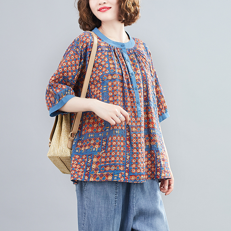 50代ファッション リラクシングデニムパンツ