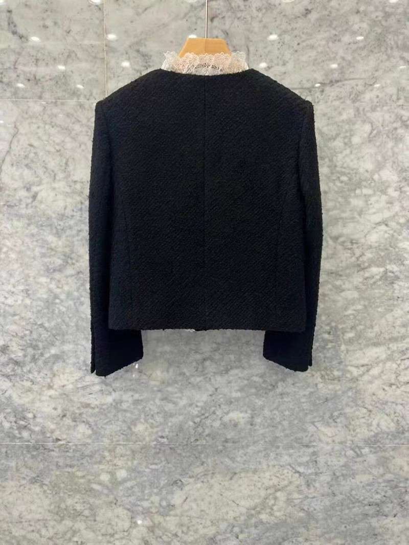 50代ファッション 上品なツイード風ジャケット