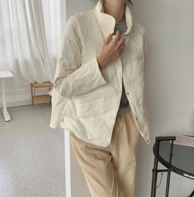 50代ファッション 上品な軽量中綿ジャケット 大人のきれいめショート丈