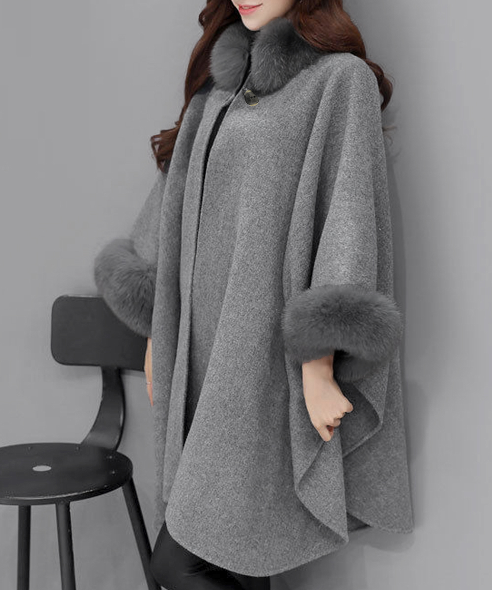 50代ファッション 上質ウール風ファー付きケープコート