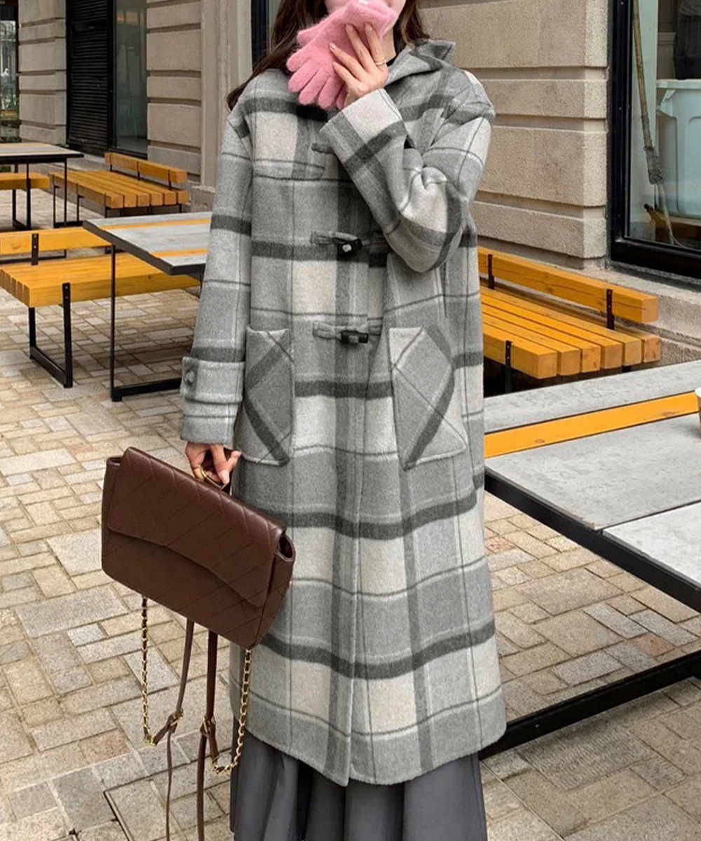 50代ファッション グレーチェック柄フード付きトグルボタンロングコート