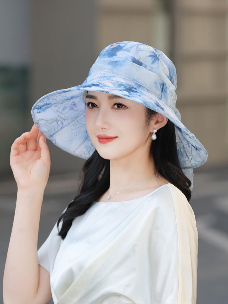 50代ファッション 花柄透かし模様エレガントつば広帽子