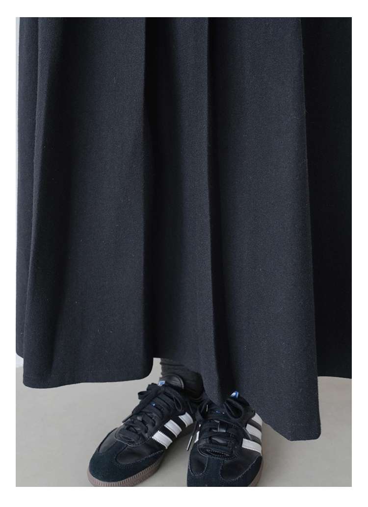 50代ファッション ロングプリーツスカート