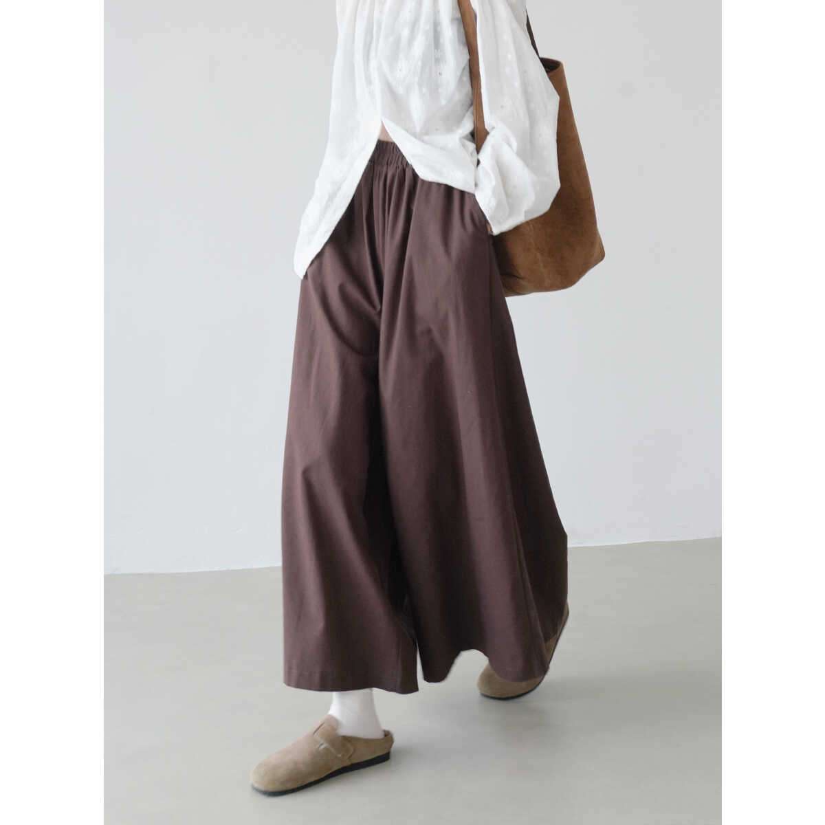 50代ファッション ゆったりワイドパンツ
