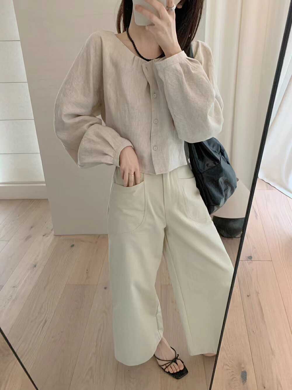 50代ファッション 優雅な麻混ワイドパンツ