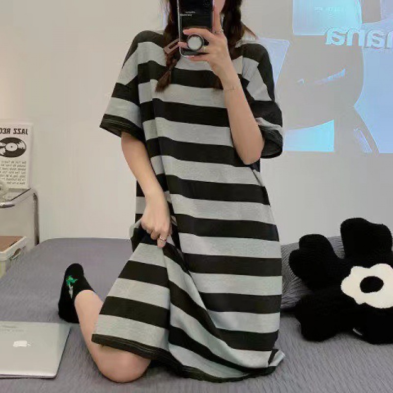 シンプルファッション ゆったりボーダーワンピース型ルームウェア
