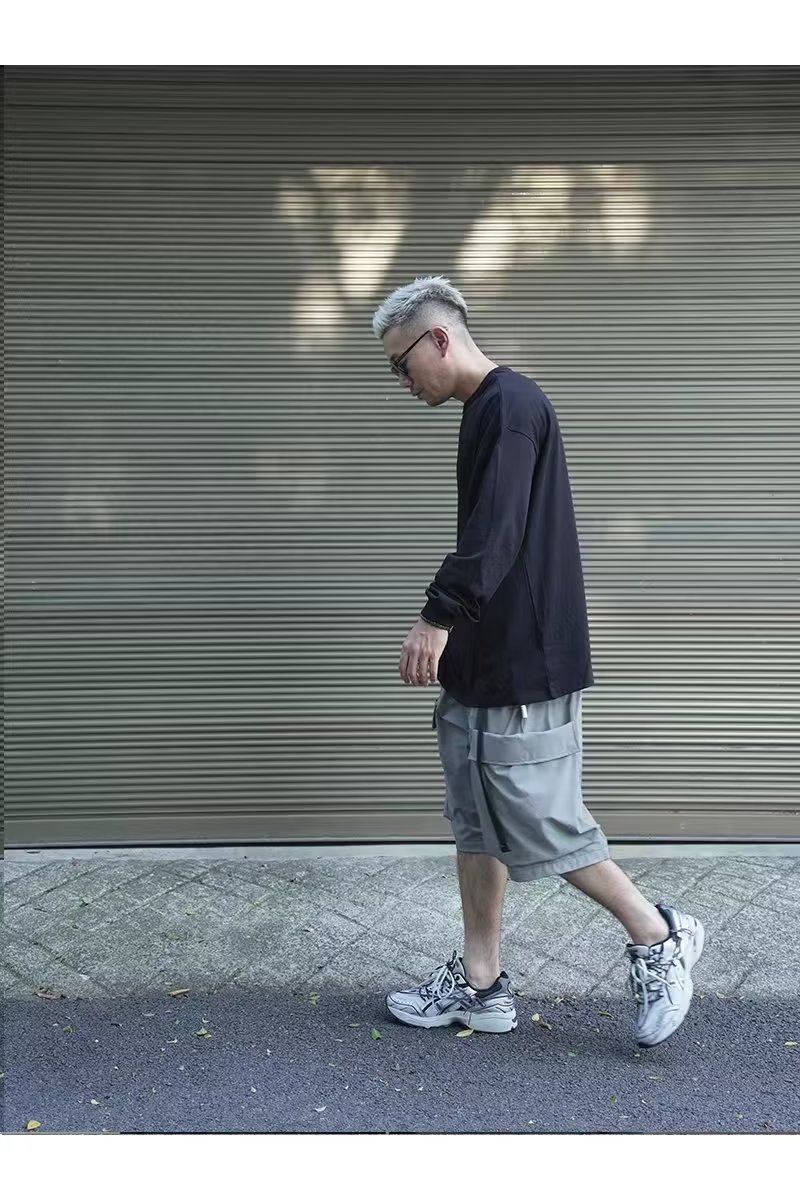 ゆったりシルエット リラックスロンT シンプルファッション