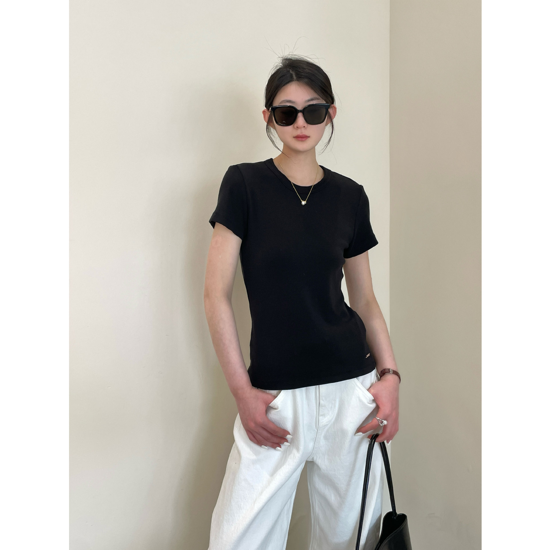 シンプルファッション ベーシック修身ラウンドネック半袖Tシャツ