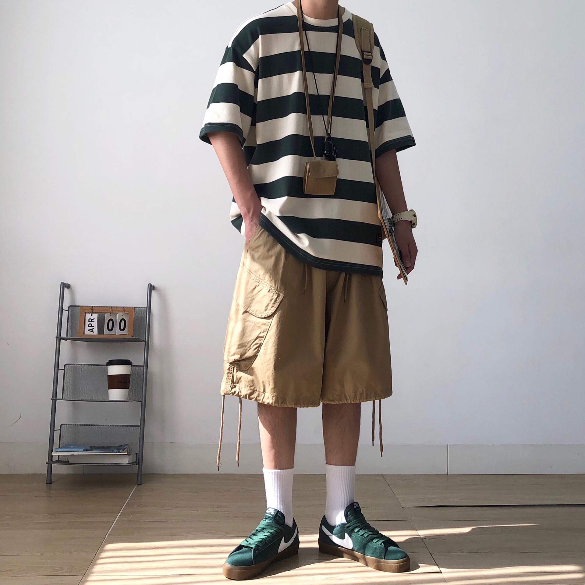 シンプルファッション ユニセックスワイドカーゴハーフパンツ