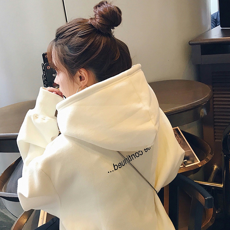 シンプルファッション ゆったりシルエット裏起毛パーカー