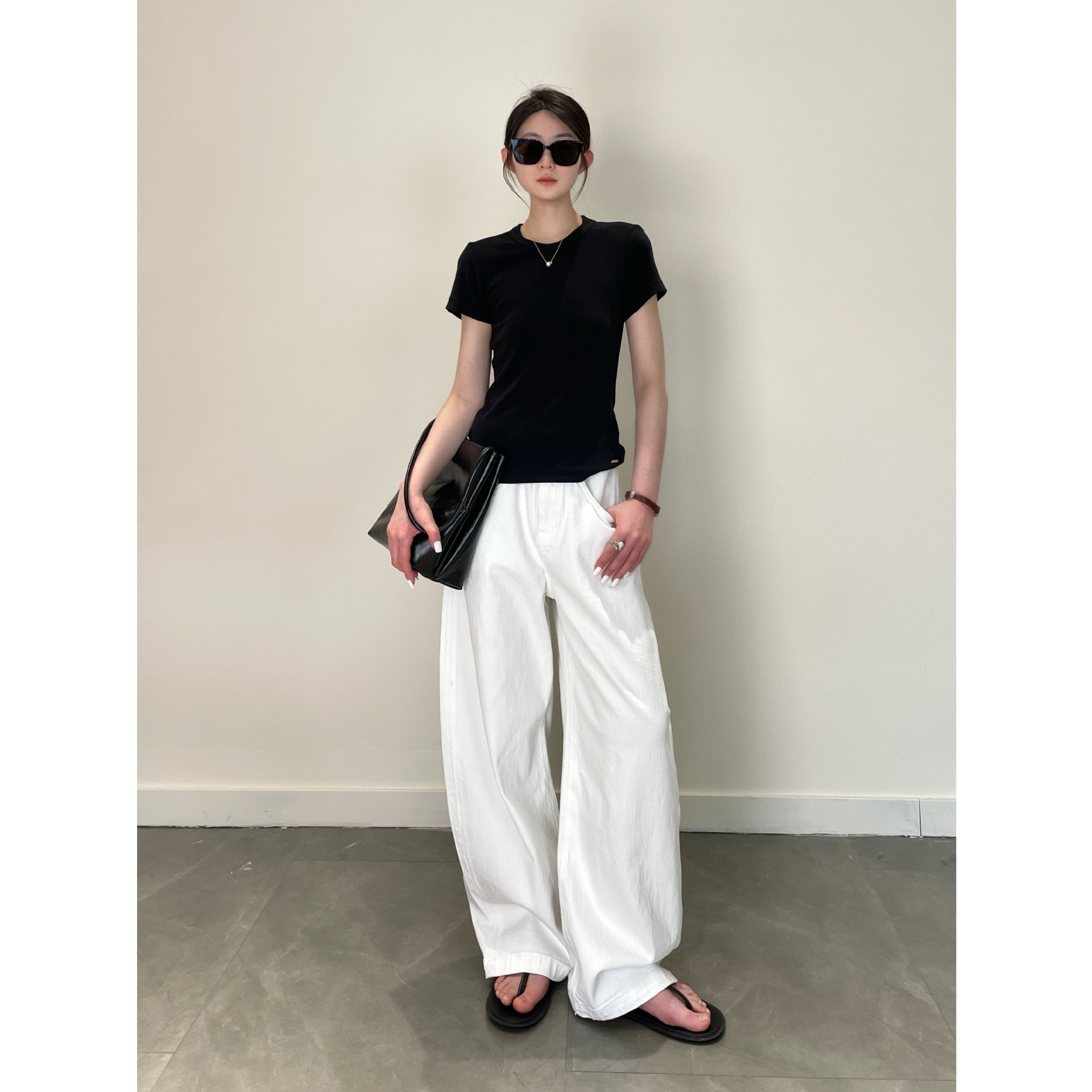 シンプルファッション ベーシック修身ラウンドネック半袖Tシャツ