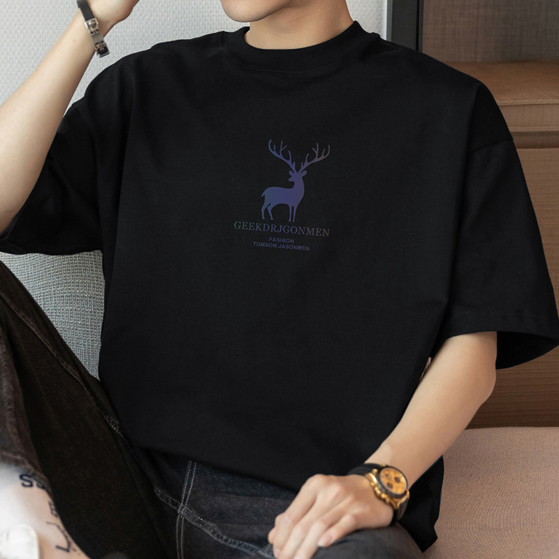 シンプルファッション 純綿厚手シカモチーフTシャツ