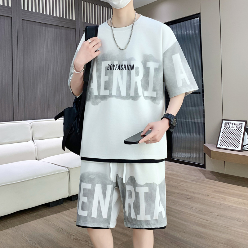 https://fulmo-img-server.com/itsumono-try/73285e6e-5080-4447-bd95-e74ba73b9445.jpg